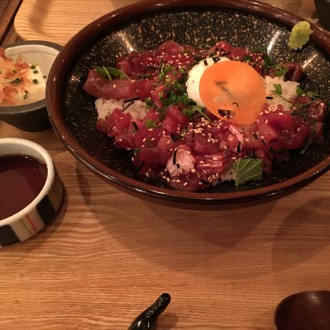 マグロの漬け丼