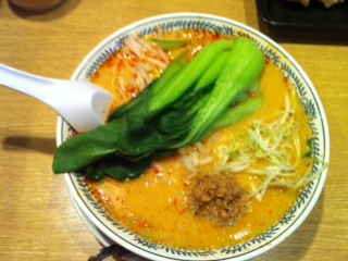 ゴマ坦々麺