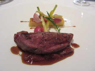 鴨の胸肉苺のコンフィのソース