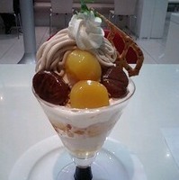 マロンパフェ