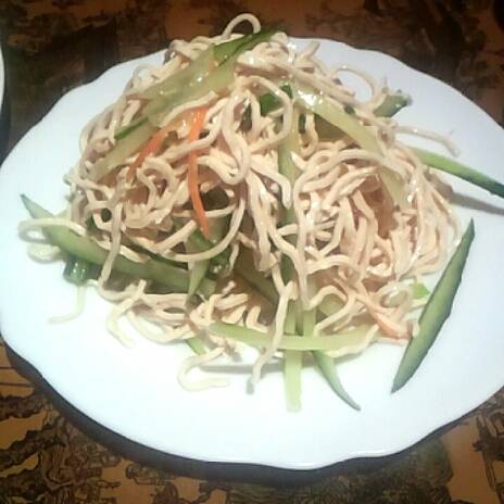 特製干し豆腐サラダ