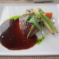 黒毛和牛フィレ肉のステーキ　トリュフ風味