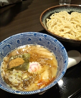 武士系豚骨つけ麺