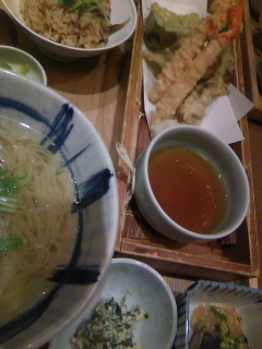 蟹とキノコの天婦羅うどん