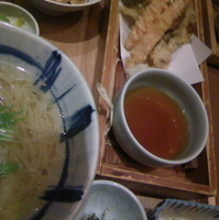 蟹とキノコの天婦羅うどん