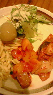 ランチセットのサラダバイキング