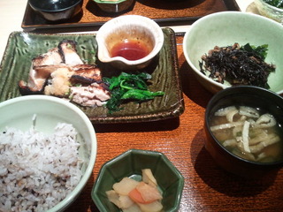 直火焼きしまほっけのゆう庵焼き定食