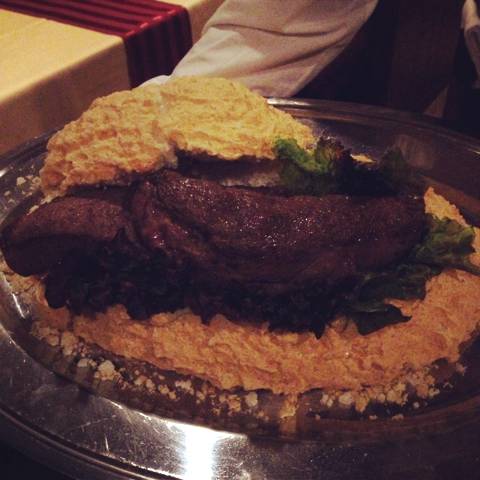 讃岐オリーブ牛の塩釜焼き