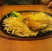 チキンステーキ　てりマヨソース