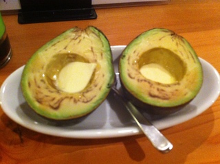 アボガドのバター醤油