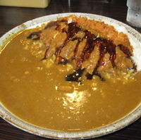 手仕込みとんかつカレー