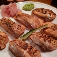 チーズ炙りサーモンのにぎり