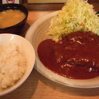 ハンバーグ定食