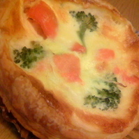 サーモンと野菜のキッシュ