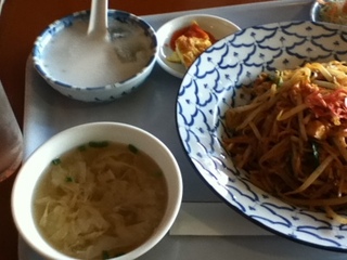 パッタイランチ