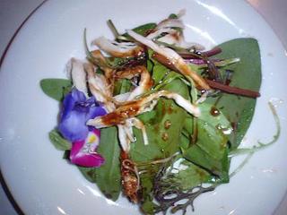 鶏肉とほうれん草のサラダ