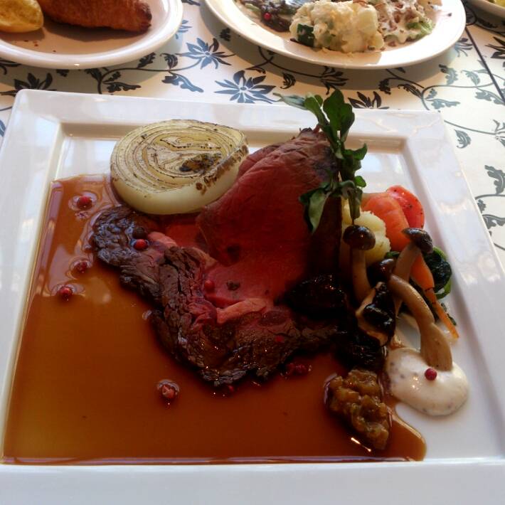 ローストビーフ淡路産玉葱グレイビーソース