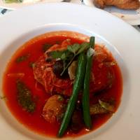 チキンとシャンピニオンのトマト煮込み