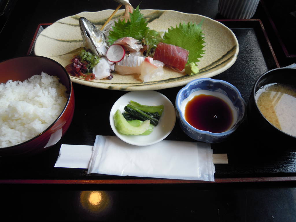 お刺身定食