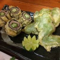 マグロとオクラの海苔巻、万願寺とうがらし…