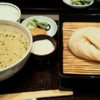 比内地鶏使用　タイ風グリーンカレーつけ麺