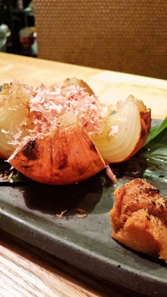 淡路島丸ごと玉ねぎ炭火焼き