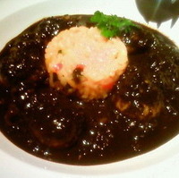 小イカの墨煮とアロス