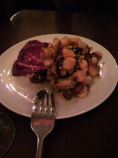 タコの吸盤のガーリック炒め