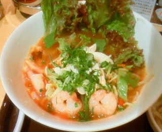 冷やしトムヤムフォー