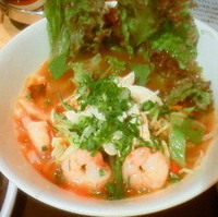 冷やしトムヤムフォー