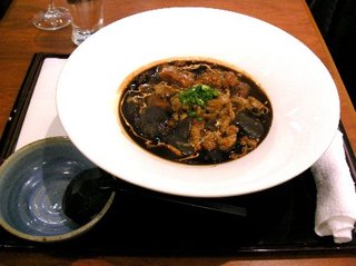 牛肉黒カレーうどん