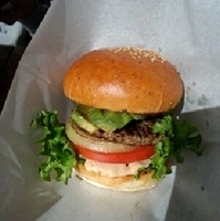 アボカドハンバーガー