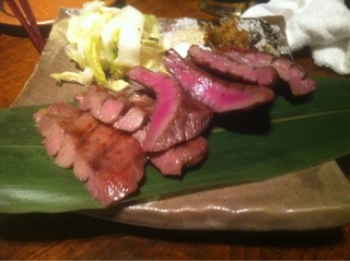 二段熟成厚切り牛たん