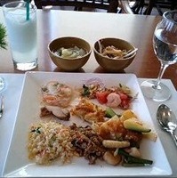 微笑みのタイ料理ランチブッフェ