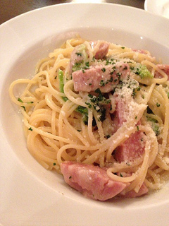 ソーセージとブロッコリーのペペロンチーノ