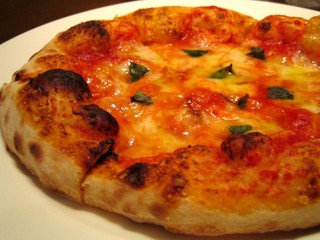 石釜うす焼きピザ