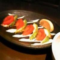 アボカドとトマトのカプレーゼ