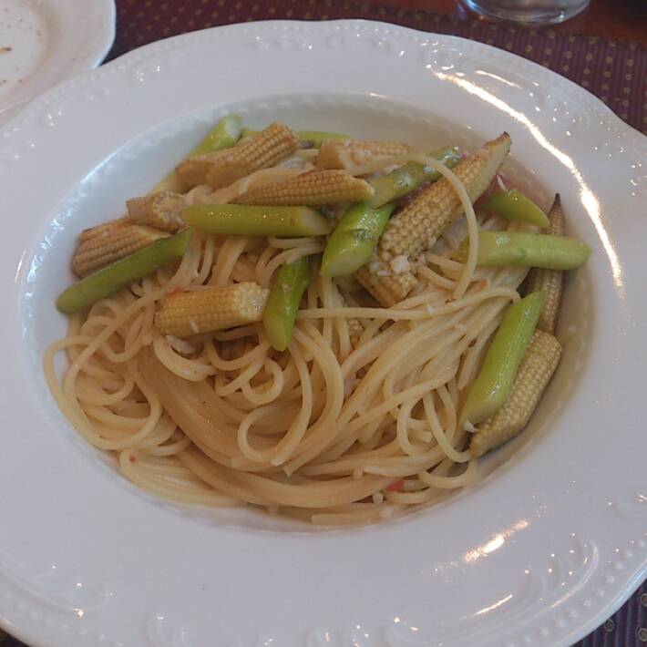 ヤングコーンとアスパラのパスタ
