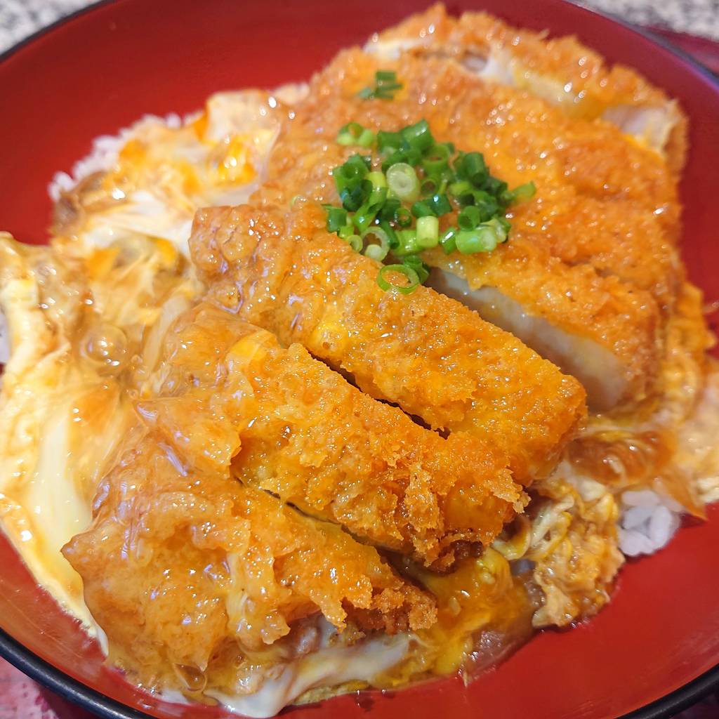 黒豚ロースかつ丼