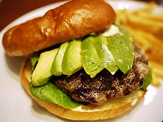 アボカドバーガー