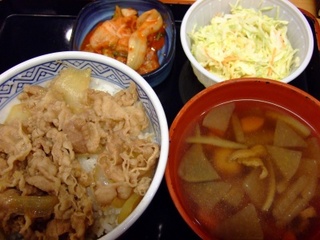 牛丼・コールスロー・けんちん汁セット