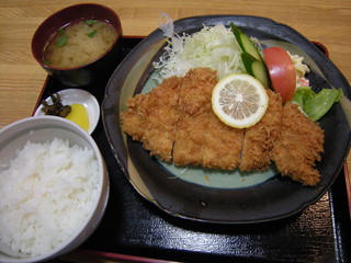 ロースカツ定食