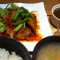 本日のランチ　鶏ソテージンジャーソース