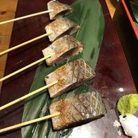炙り〆鯖のレア串焼き