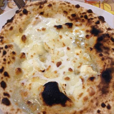 クアトロフロマージュ