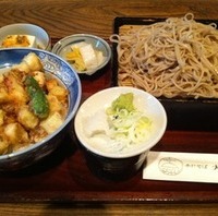 ねぎかき揚げ丼とせいろ