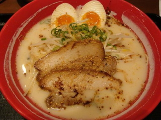 塩豚骨玉子らーめん