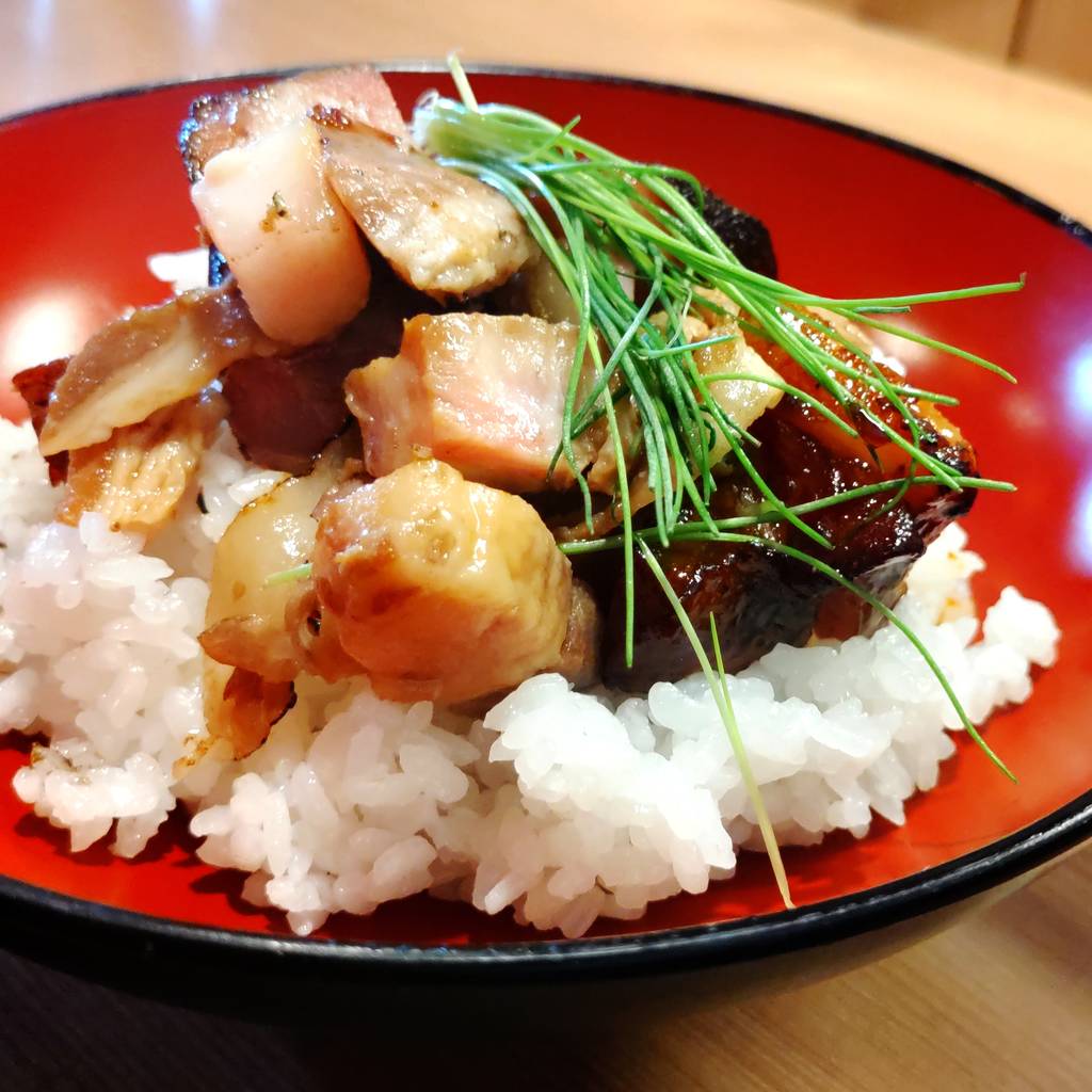 炙り叉焼丼