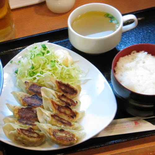 大盛りぎょうざ定食