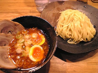 辛つけ麺半チャーシュー煮玉子